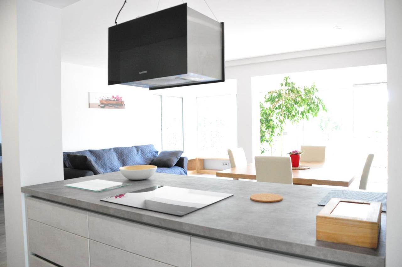 Apartment Cecil Izola Esterno foto